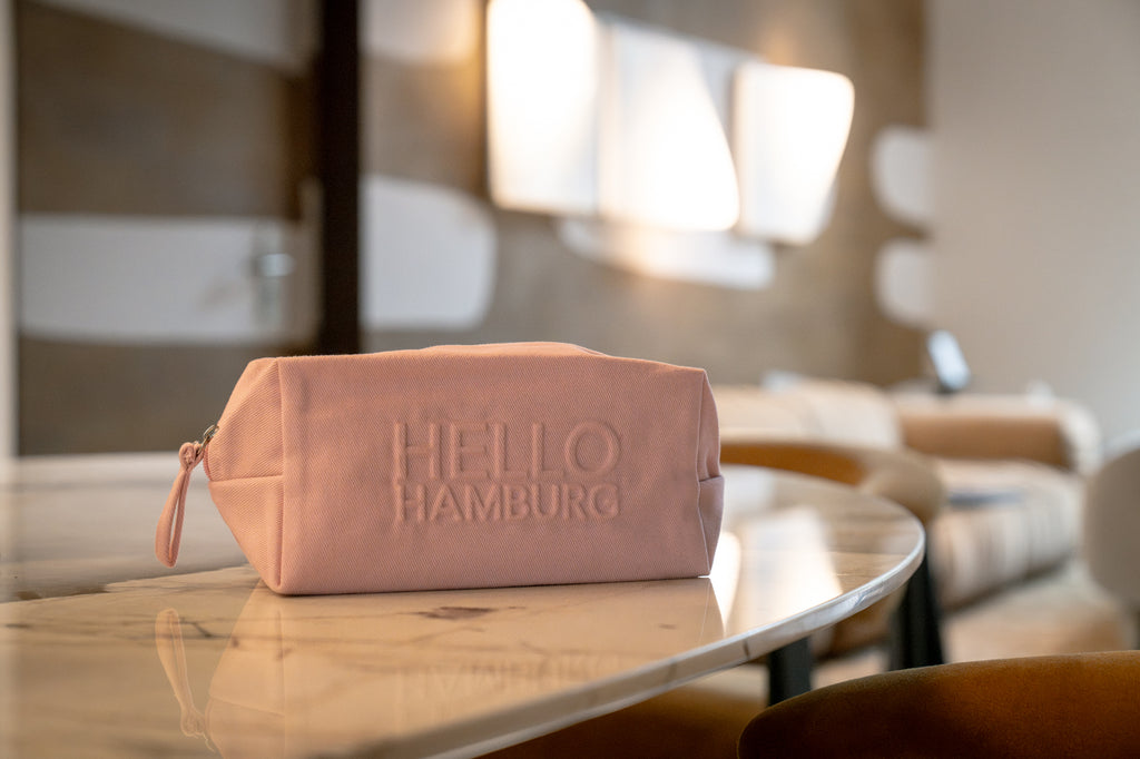 HELLO HAMBURG Pouch large
