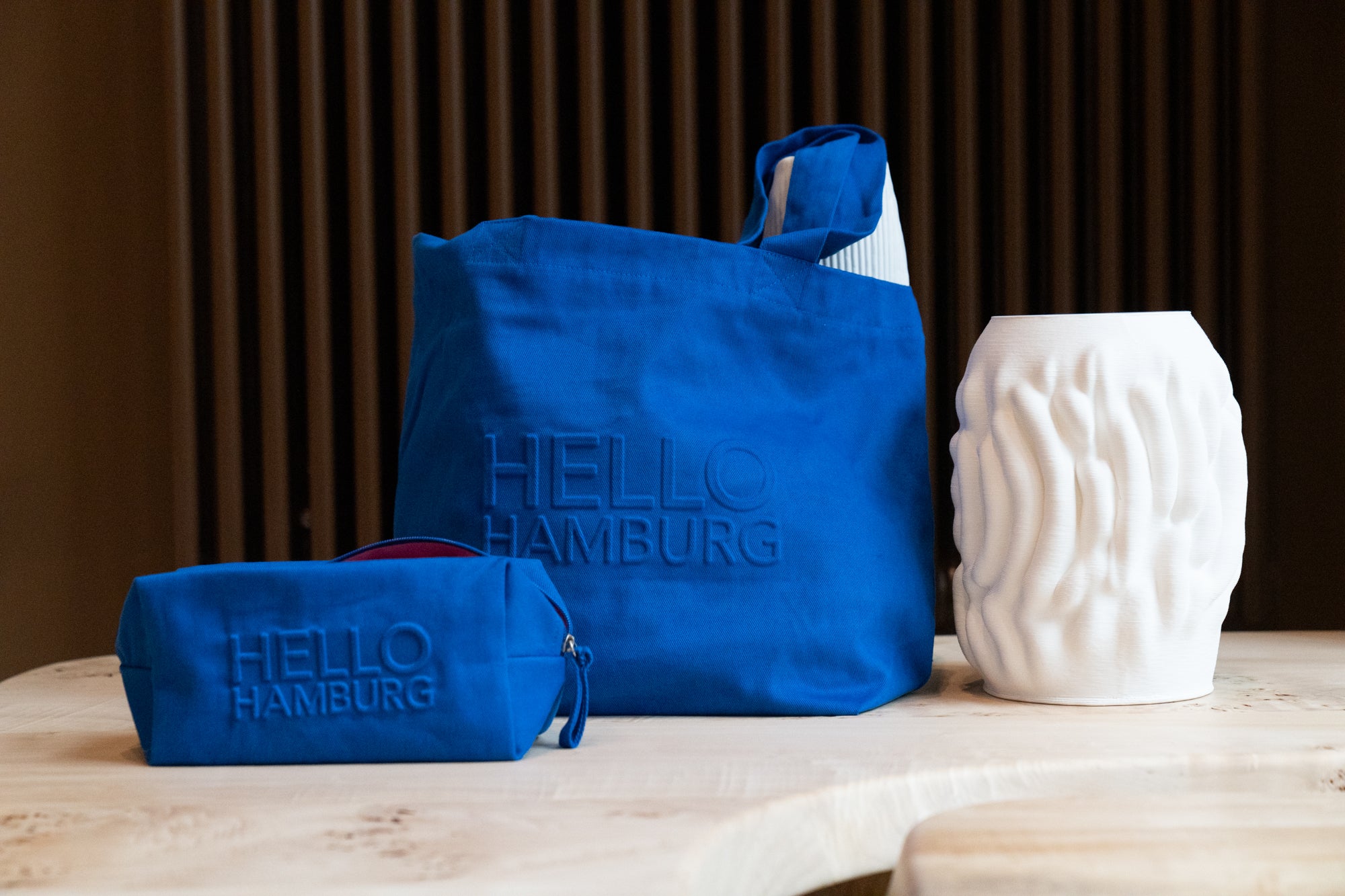 HELLO HAMBURG Pouch large